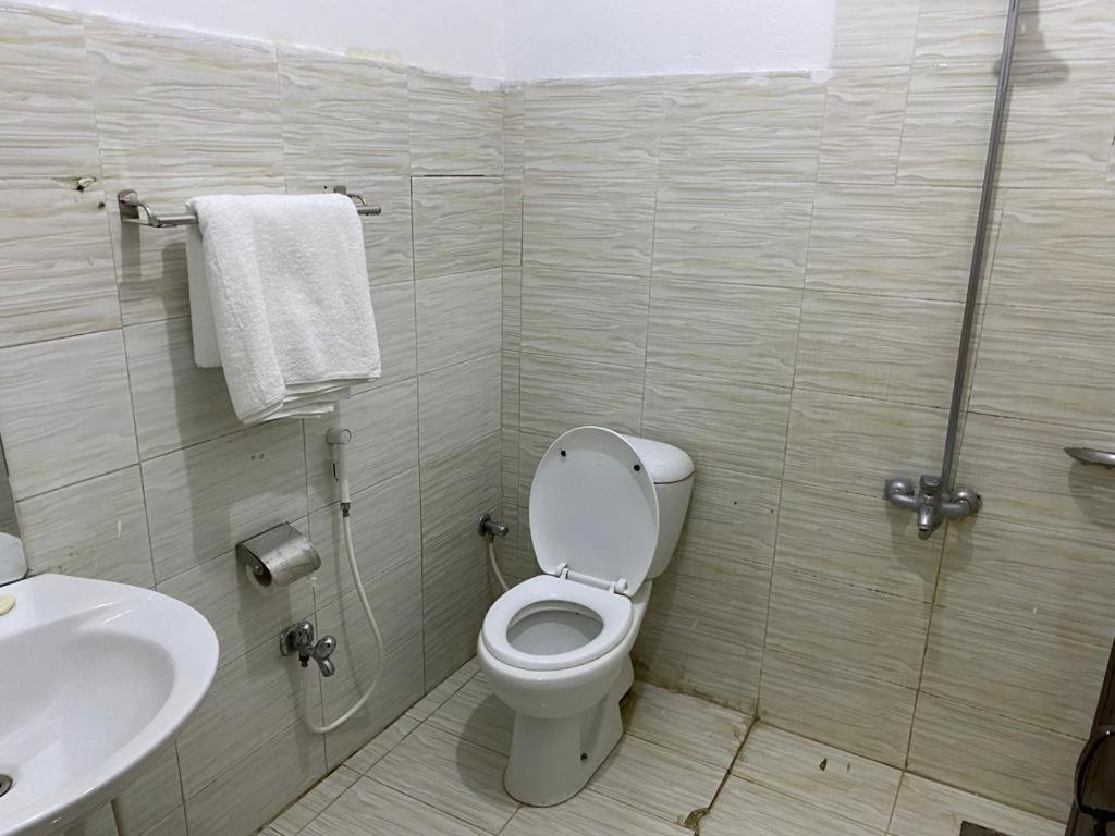 Imperial Guest House Islamabad Exterior photo